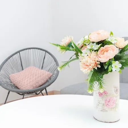 Vesna With Pool Apartmán *