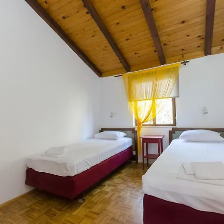 Vesna With Pool * Vodice