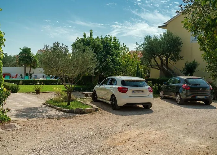 Apartments Vesna With Pool * Vodice