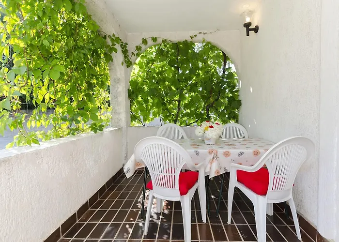 Apartment Apartments Vesna With Pool *