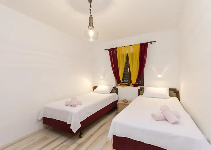 Apartman Apartments Vesna With Pool