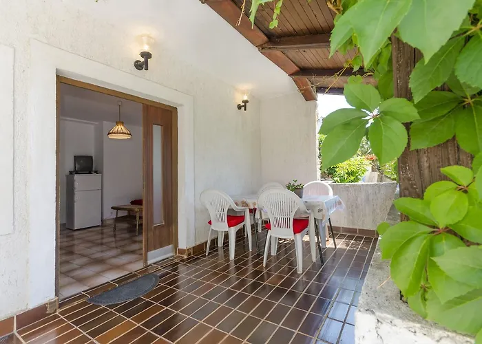 Vesna With Pool Lägenhet Vodice